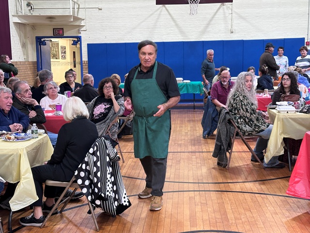 VOLUNTEER-BBQ-24